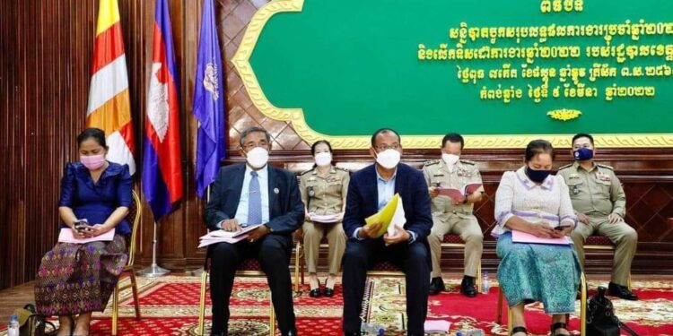 ឯកឧត្តម ស៊ុន សុវណ្ណារិទ្ធិ អភិបាល ខេត្តកំពង់ឆ្នាំង ចូលរួមពិធីបិទសន្និបាតបូកសរុបលទ្ធផលការងារប្រចាំឆ្នាំ២០២១ និងលើកទិសដៅការងារសម្រាប់អនុវត្តឆ្នាំ២០២២