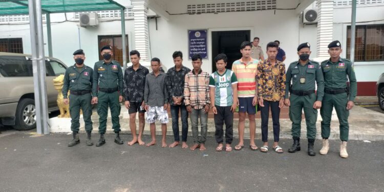 អនុវត្តបទបញ្ជា ឯកឧត្តម អភិបាលខេត្តកំពង់ឆ្នាំងសមត្ថកិច្ចនៃស្នងការនគរបាលខេត្តកំពង់ឆ្នាំងបានបង្រ្កាបមុខសញ្ញាចោរលួច.ចោរឆក់ សកម្ម ចំនួន ០៩ នាក់ !!!