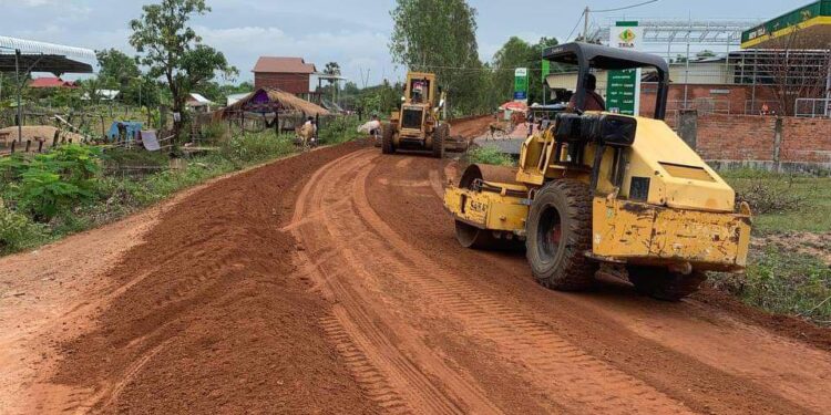 ឆ្លើយតបទៅនឹងការសំណូមពររបស់ប្រជាពលរដ្ឋ ដែលរអ៊ូ រទាំក្នុងការធ្វើដំណើរទៅរមណីយដ្ឋានទឹកធ្លាក់ថ្មក្រាលក្នុងឃុំជៀប ស្រុកទឹកផុស !!!