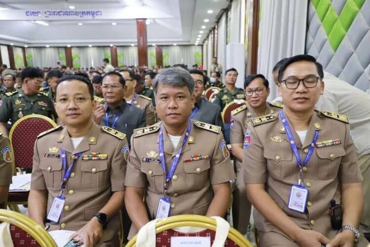 អភិបាលខេត្តកំពង់ឆ្នាំង ជម្រុញអោយសមត្ថកិច្ចពាក់ព័ន្ធ យកចិត្តទុកដាក់លើបញ្ហាសន្តិសុខសង្គម ជាពិសេសស្គែមមិនអោយកើតមានជាដាច់ខាត